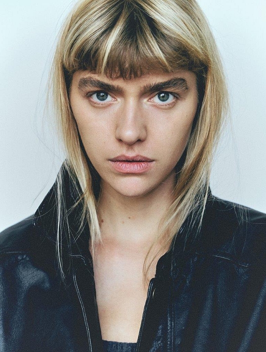 Intro photo of Axelle Lesuisse