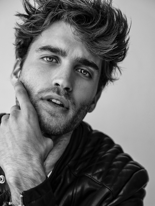 Intro photo of Alex Fabregas