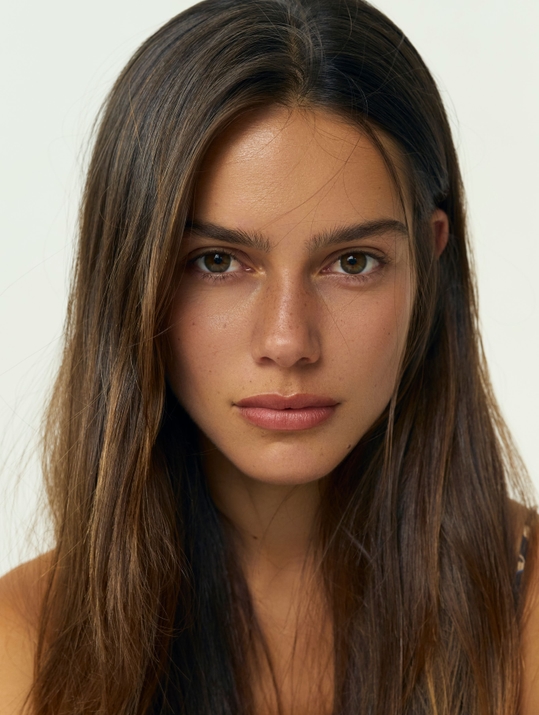 Intro photo of Amalia Strand