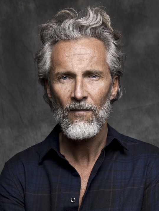 Intro photo of Ben Desombre