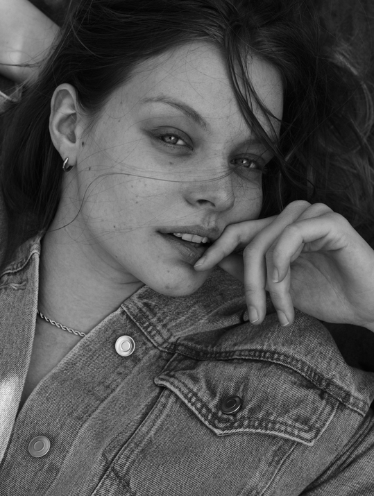 Intro photo of Carolin Loosen