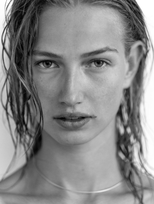 Intro photo of Hanny Peschanel