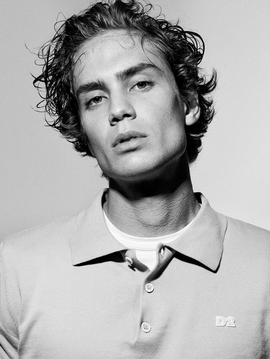 Intro photo of João Oliveira