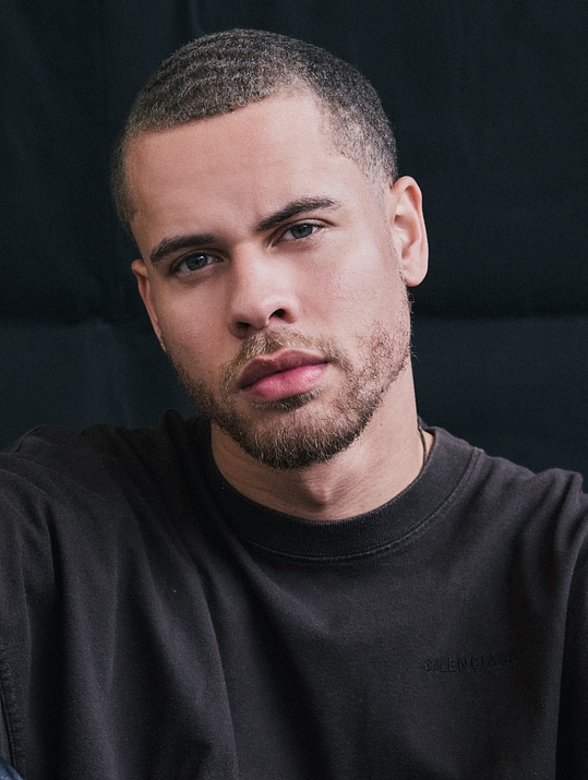 Intro photo of Lentini Eersteling