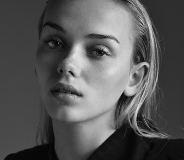 Intro image Lola Alcaluzac